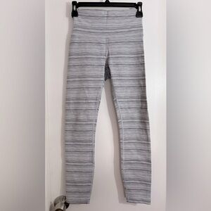NWOT Lululemon High Times Cyber Stripe Silver Fox Gray Size 4
